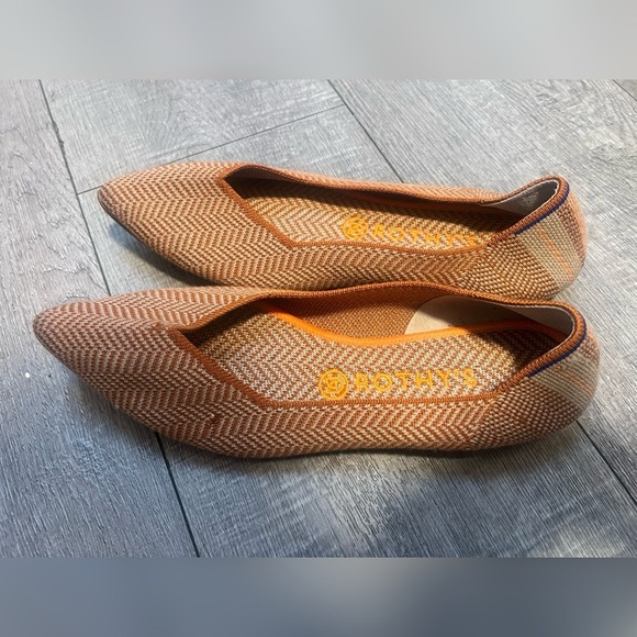 Rothys Authentic Retired Camel Herringbone Merino Wool Point Flats Size 9 - Picture 3 of 6